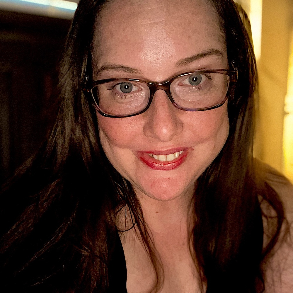 Meet your Posher, Lynn